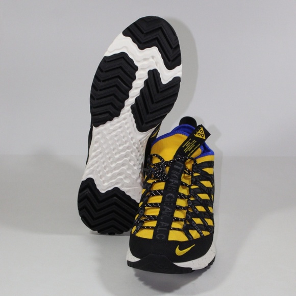 Nike ACG React Terra Gobe Hiking Shoes - Picture 5 of 6